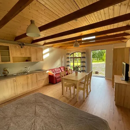 Апартаменти Field